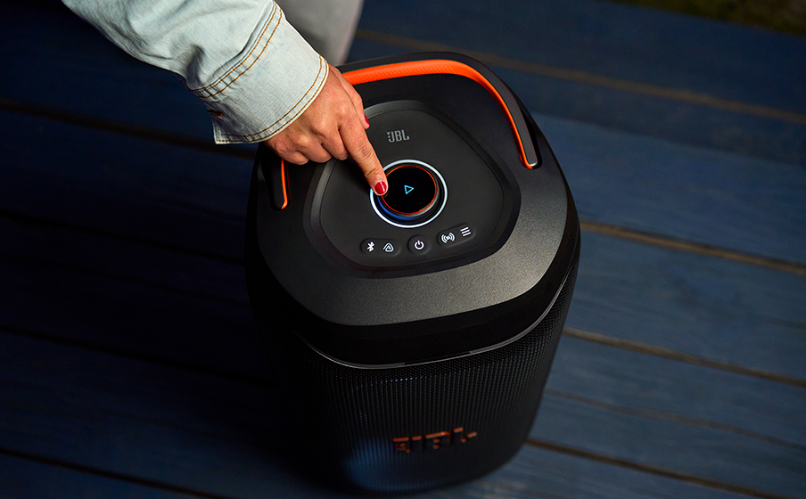 C&ocirc;ng nghệ AI Sound Boost cho dải &acirc;m th&ecirc;m uy lực