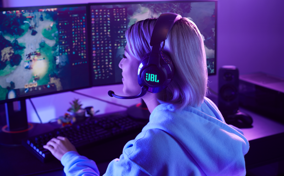 Sống động cuộc chơi với JBL QuantumSURROUND&trade; v&agrave; DTS