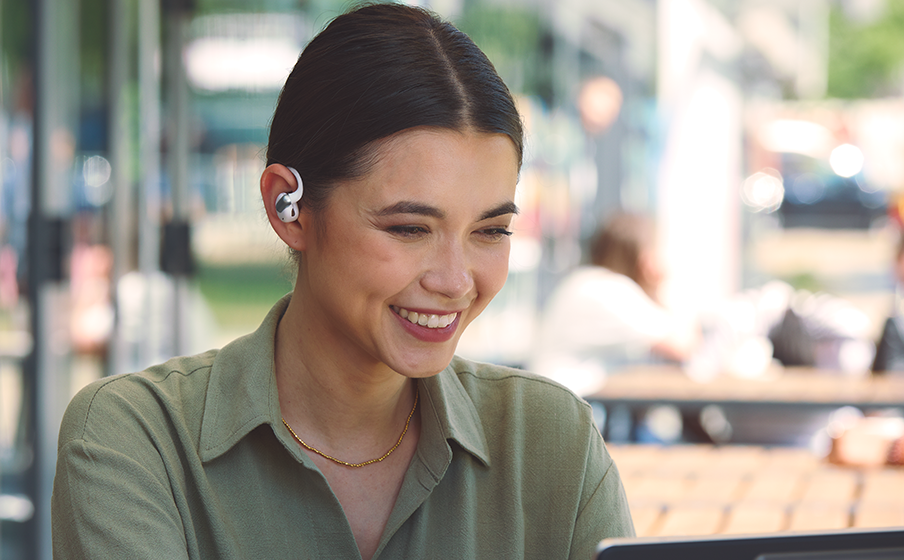 4 Mic, đ&agrave;m thoại r&otilde; n&eacute;t 2.0 với thuật to&aacute;n AI cải tiến