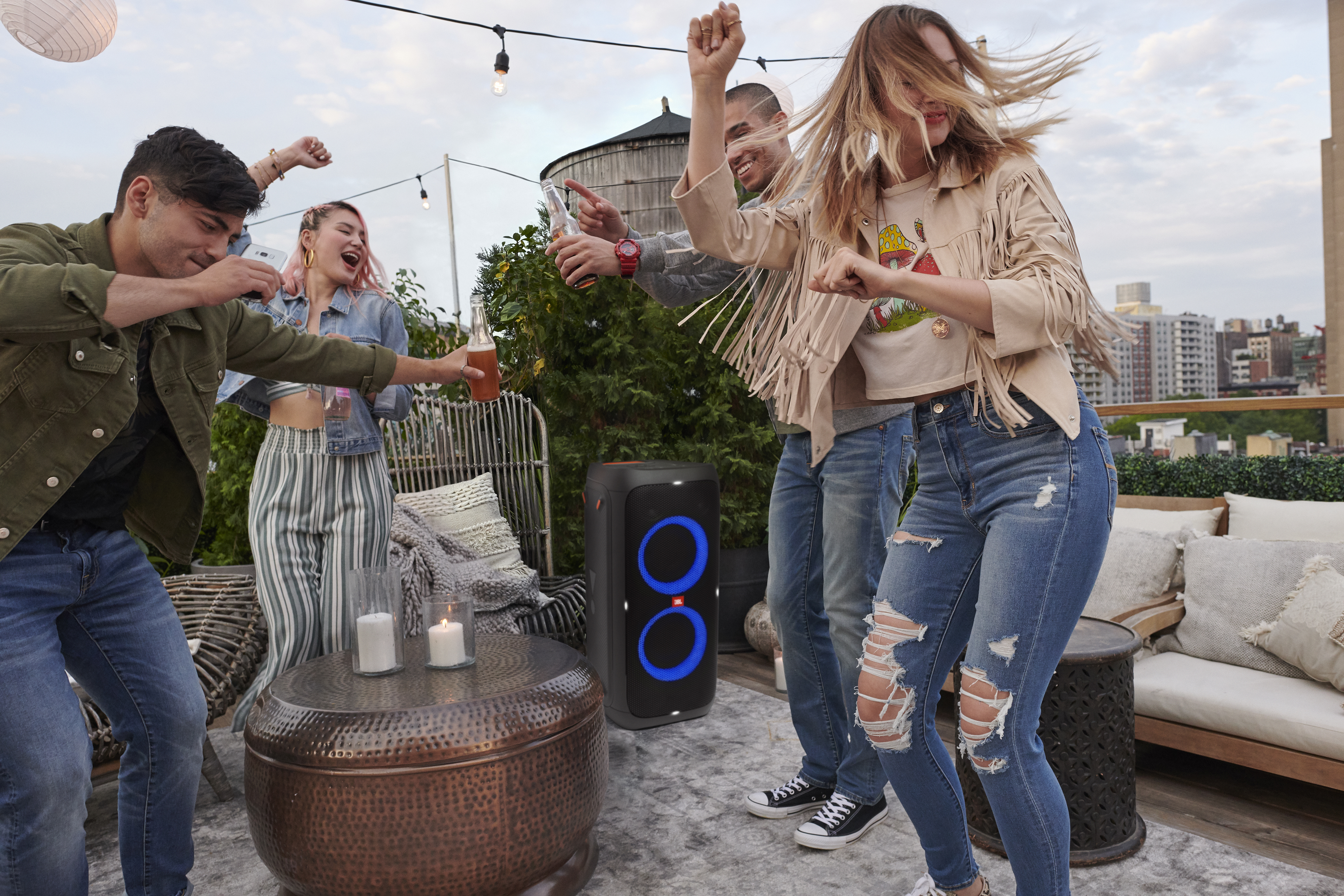 Chất âm JBL Pro Sound cuồng nộ