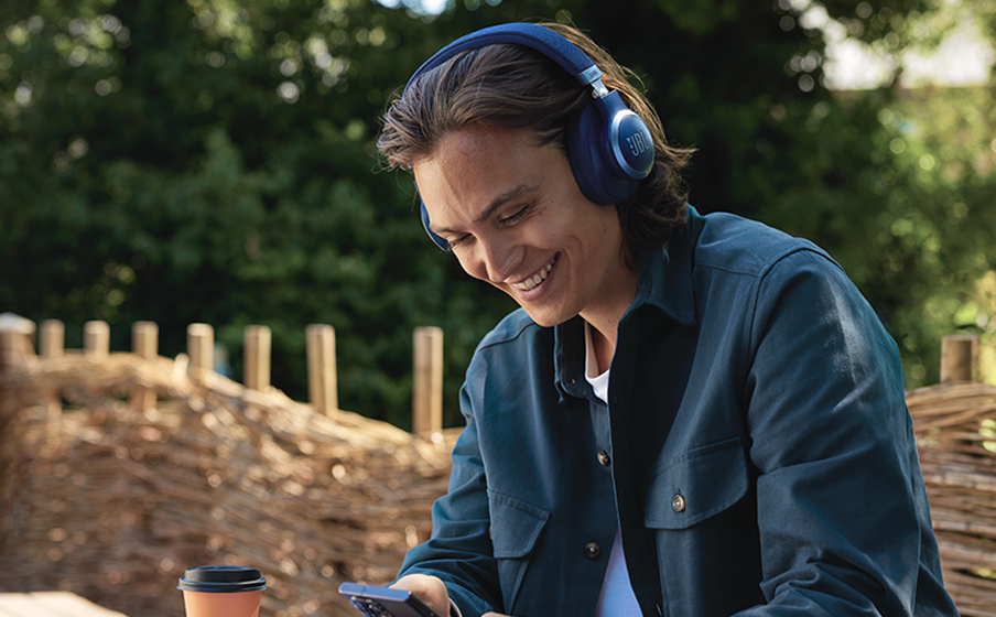 C&ocirc;ng nghệ Bluetooth 5.3 với LE Audio*.