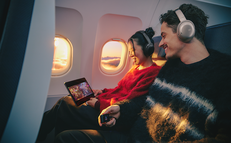 JBL Smart Tx: Trạm truyền ph&aacute;t Auracast&trade; to&agrave;n năng