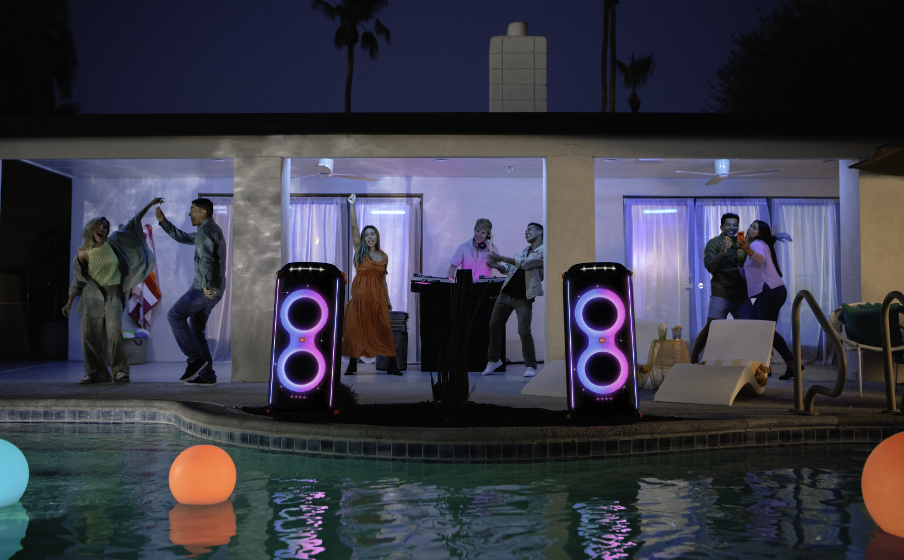 Uy lực 800W RMS từ chất âm nguyên bản JBL Original Pro Sound